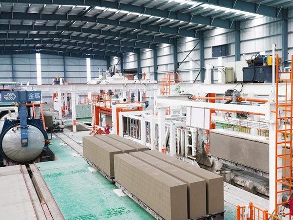 Proyek Lini Produksi Balok AAC Kapasitas Sangat Tinggi Huzhou Linghu Lingxin Wall Material Co., Ltd.